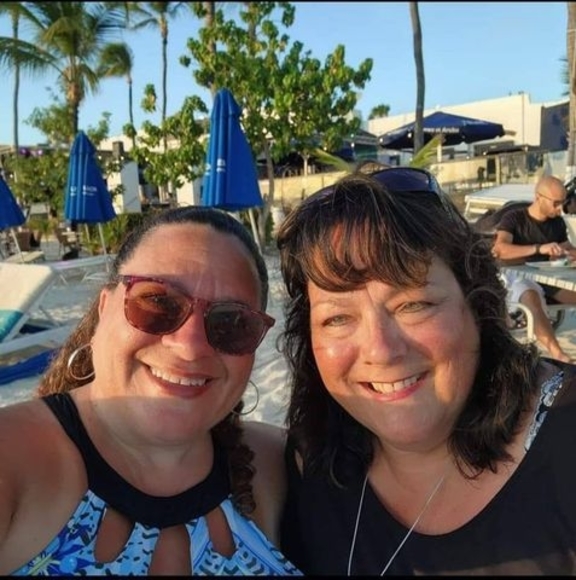 Meet your Posher, Suzanne - Picture 1 of 1